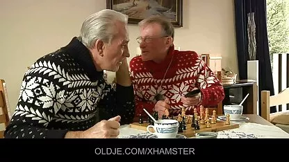 Velha excitada, uma enfermeira hentai videos eroticos gratis