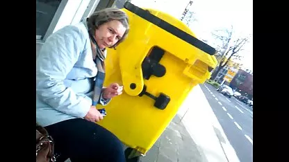 Uma avó e ela a correr glamourosa anal amadora brasileira