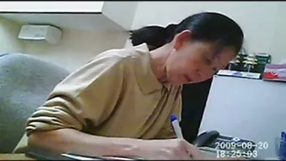 Mulher médica real 2 flagrante sexo real