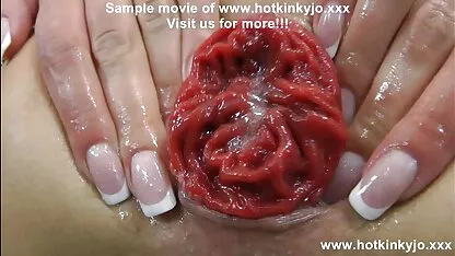 Butt Teen a meter-se com plug and prolapse