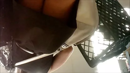 Mais ansioso para se divertir no whole foods vídeo pornô de mulher e cachorro