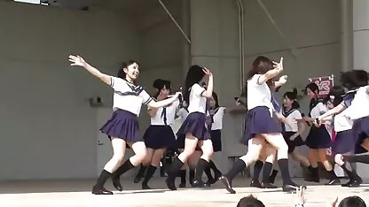 Os estudantes de dança do japonês doce