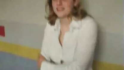 Blonde blaest im parkhaus vídeo pornô de massagem