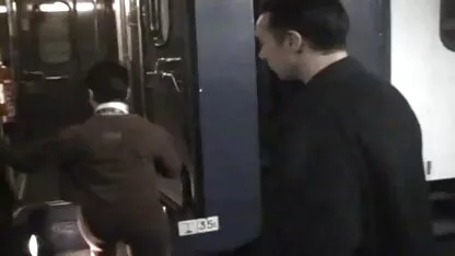 Sophia, os adultos foram carimbados no comboio. melhor site porno anal