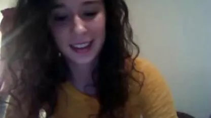 Rapariga tímida no cam anales free