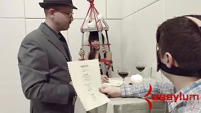 A ásia é a degradação do sexo anal e da escravidão, coroas gostosas nacional