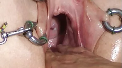 A lutar com as mãos cerradas, a rata áspera.  quero ver vídeo de pornô grátis