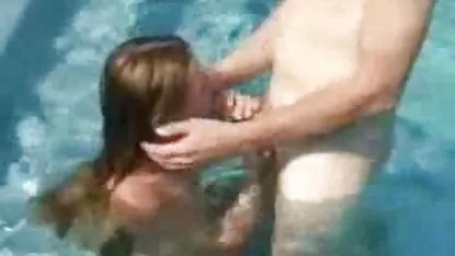 Sexo na piscina os melhores filme pornô gratuito
