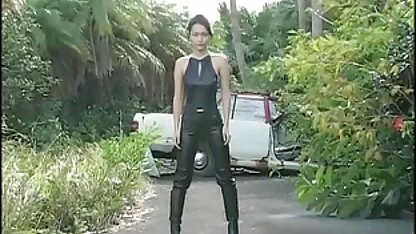 Asiático, modelo, brinquedo, brilhante filme pornô mulher moranguinho