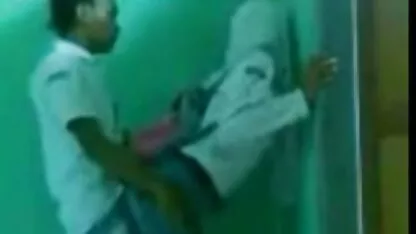 Continua a foder dois. flagras reais de siriricas