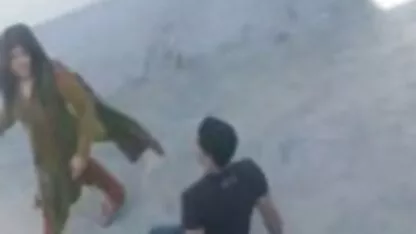 E tu és uma rapariga, faz sexo em público.  assistir filme de sexo completo