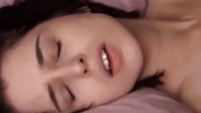 Orgasmo Facial lindo porn real hidden cam