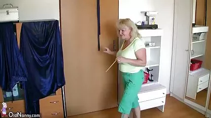 Adultos Índia com pais que os adultos estão brincando com as mulheres filme pornô com casais