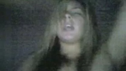 Rapariga suja que fala pornodoido velhas