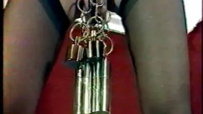 Vagina e piercing mamário o melhor porno do ano