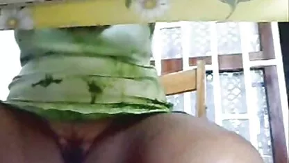 A minha mãe não tem cuecas. No fundo da mesa da Câmara fudendo as coroas