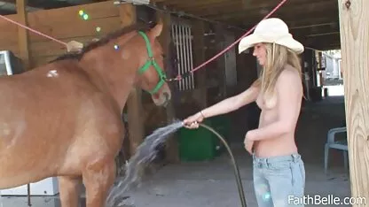 Raparigas nuas no quintal video prono amadores