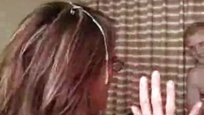 Jovem no cabelo e passa - se vidios pornô grates