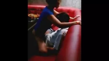 Strippers reais na sala de champanhe! video real de incesto